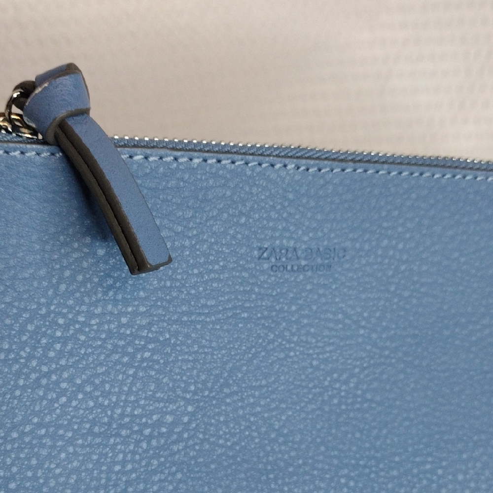 Zara Basic Essentials Textured Blue Wristlet - image 2